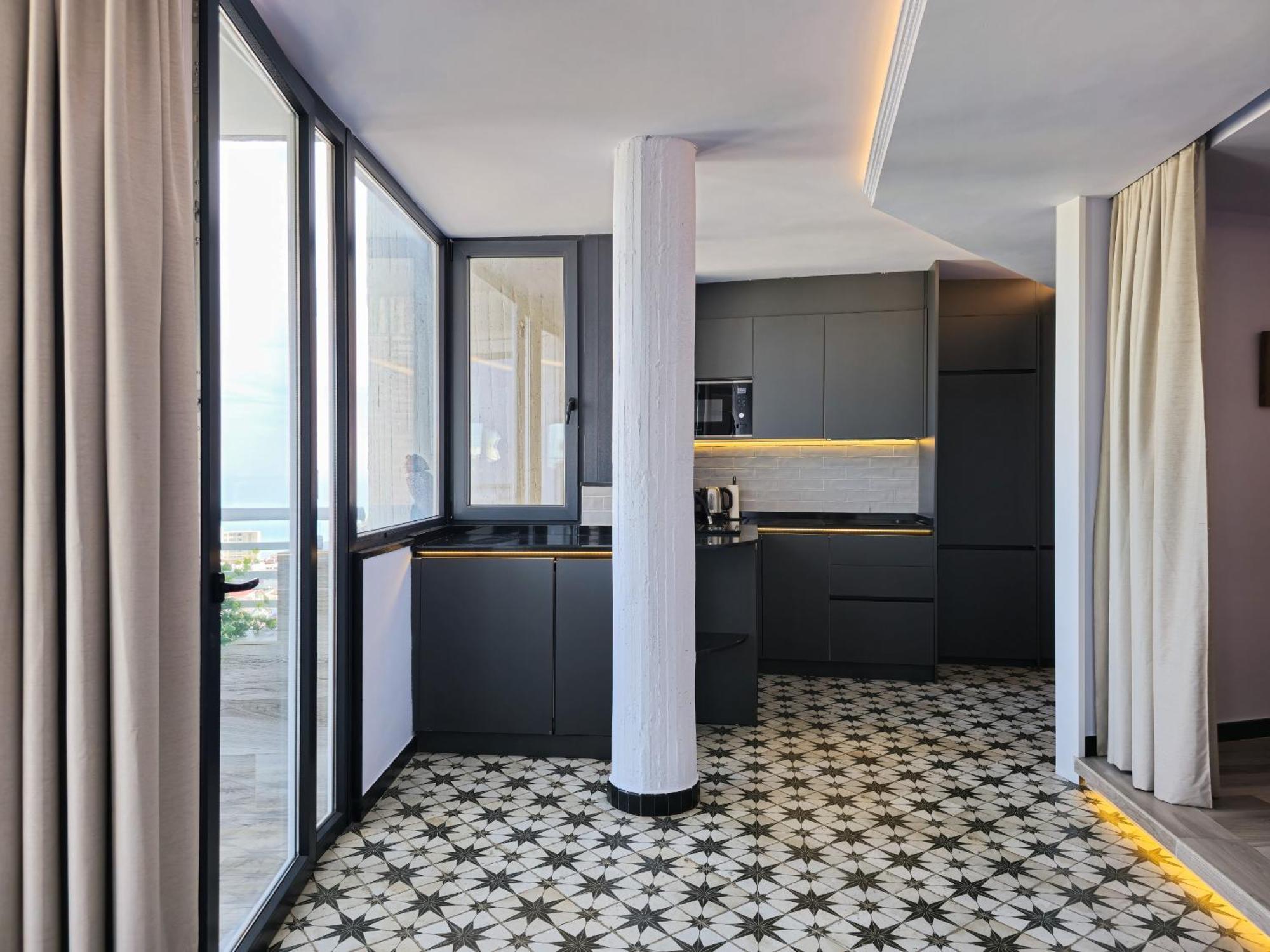 Special Sky Suite - Sea & Mountain Views- Torremolinos Center Екстер'єр фото