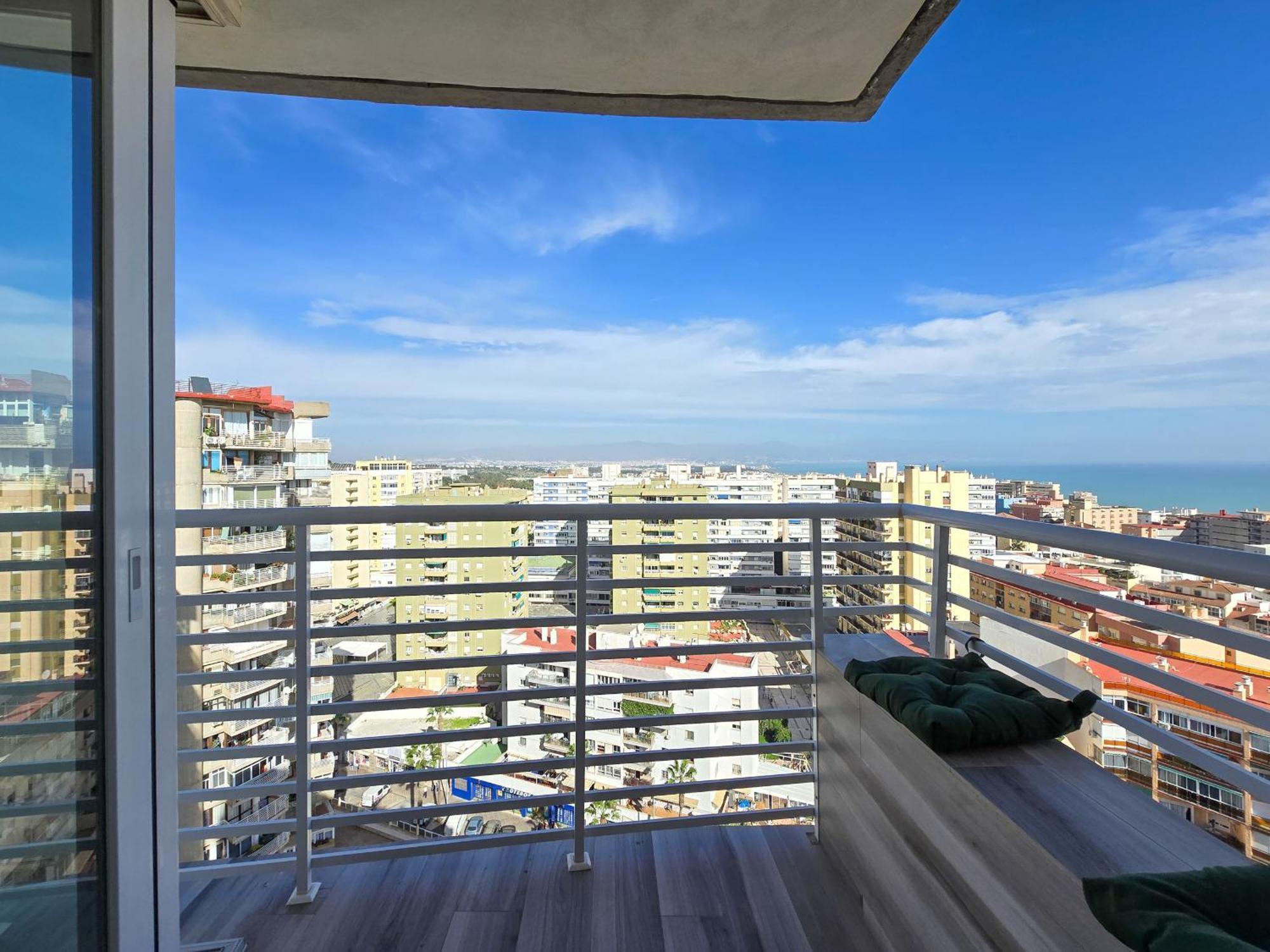 Special Sky Suite - Sea & Mountain Views- Torremolinos Center Екстер'єр фото